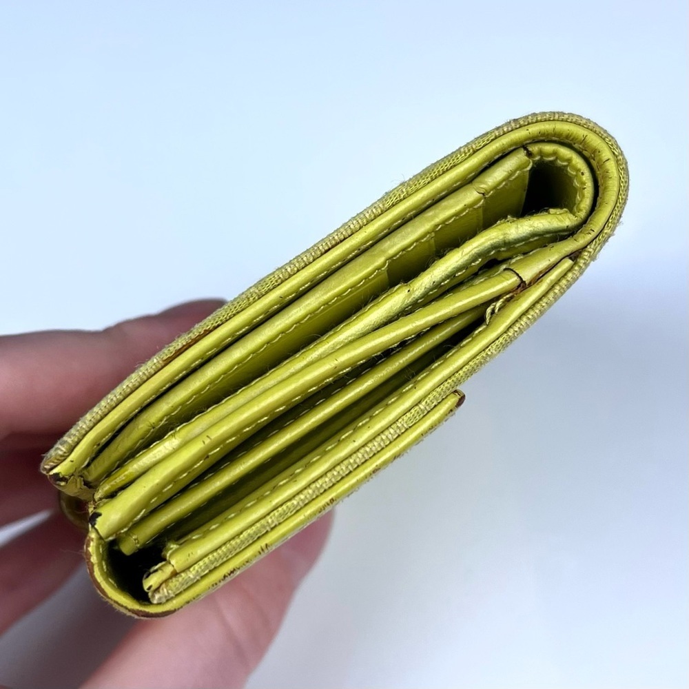 GUCCI LIME GREEN JACKIE LOGO WALLET - Picture 3 of 10